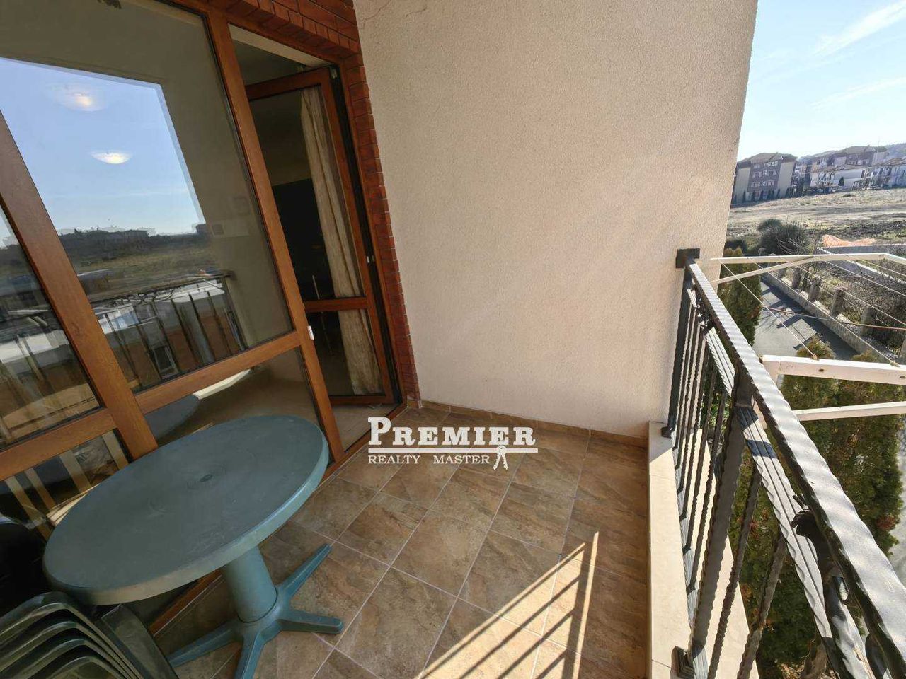 Продава се Двустаен апартамент в Бургас, Акациите - 62 кв.м за 1149 €/кв.м - Снимка #3