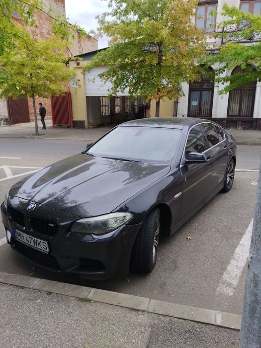 Vând BMW F10 an 2011