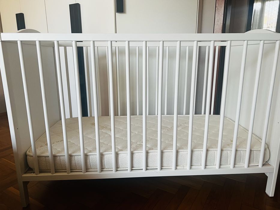 Нова детска кошара с нов матрак