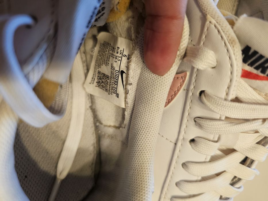 Adidași Nike din piele măsura 36.5