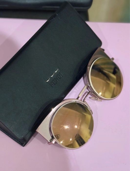 Ochelari de soare Fendi