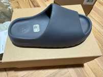 Yeezy slides Slate gray