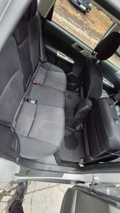 Subaru Forester 2010г. 2.0D 4x4 147hp