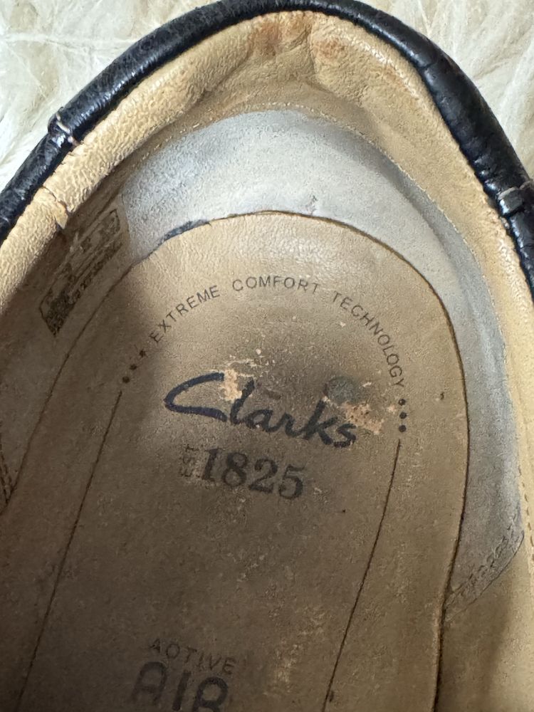 Мъжки кожени обувки Clarks за широк крак