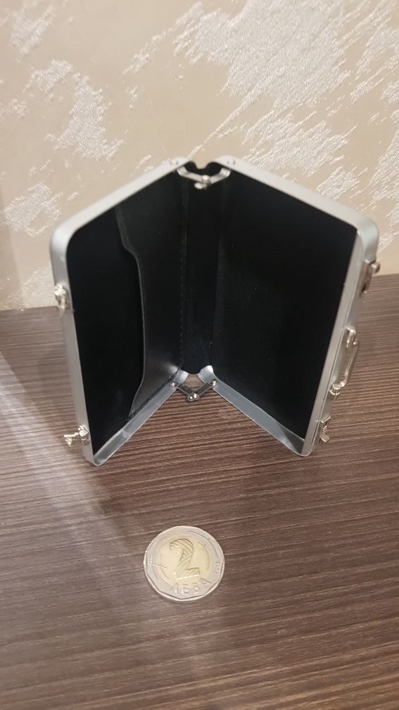 Мини куфарче, кутия за съхраняване на LEDGER NANO X за крипто