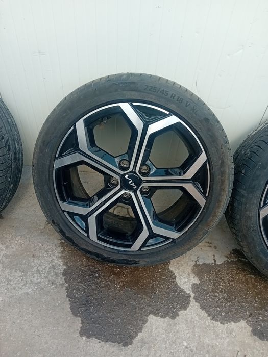 Jante aliaj Kia Sportage cu cauciucuri de vară an 2023 225/45/18