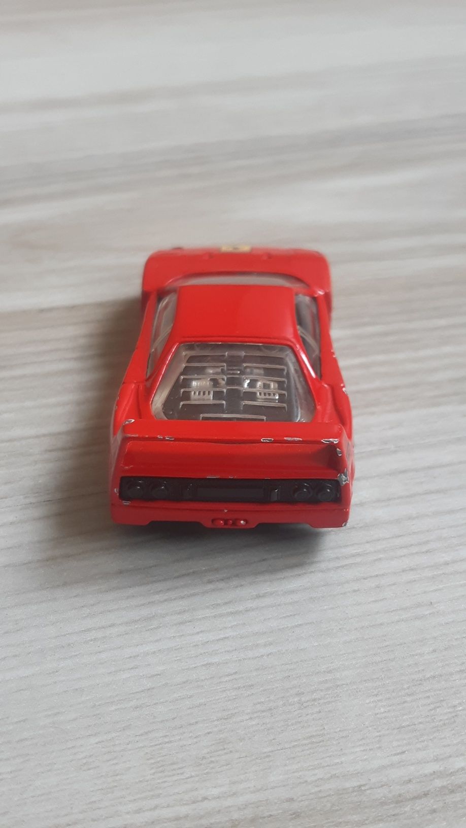 Vând machetă/mașinuță Ferrari F 40 Matchbox prima ediție 1989