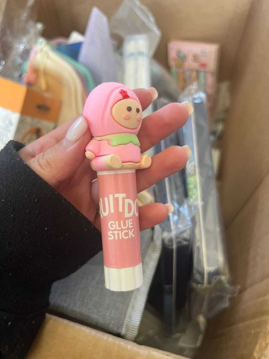 rechizite de vanzare