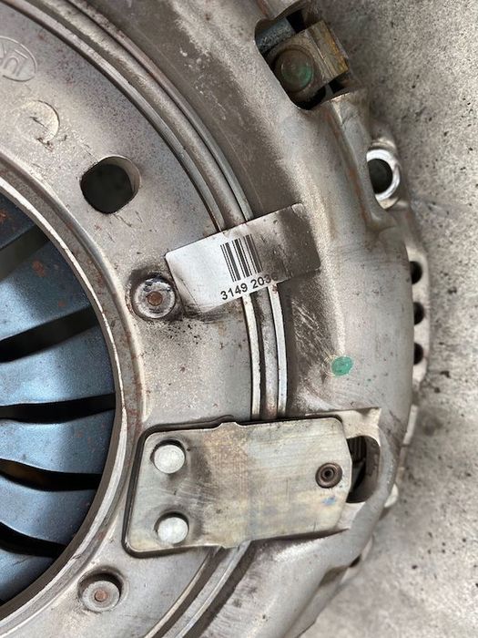 Kit ambreiaj 140.000KM D4204T14 VOLVO V60 2015+ 31492036 31437536 31492038