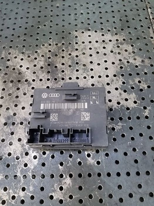 Modul calculator usa dreapta spate skoda superb 2 3t facelift 8x0959795d