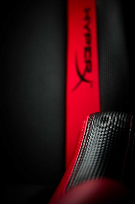 Игровое кресло HyperX RUBY, ПУ кожа, 4D подлокотники, алюминиевая база
