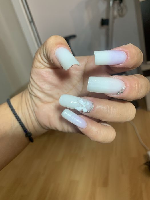 Aplic unghii cu gel,semi,construcție