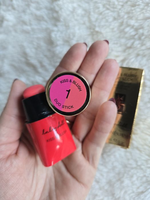 Гримове тестери Yves Saint Laurent (YSL) и Армани/ARMANI