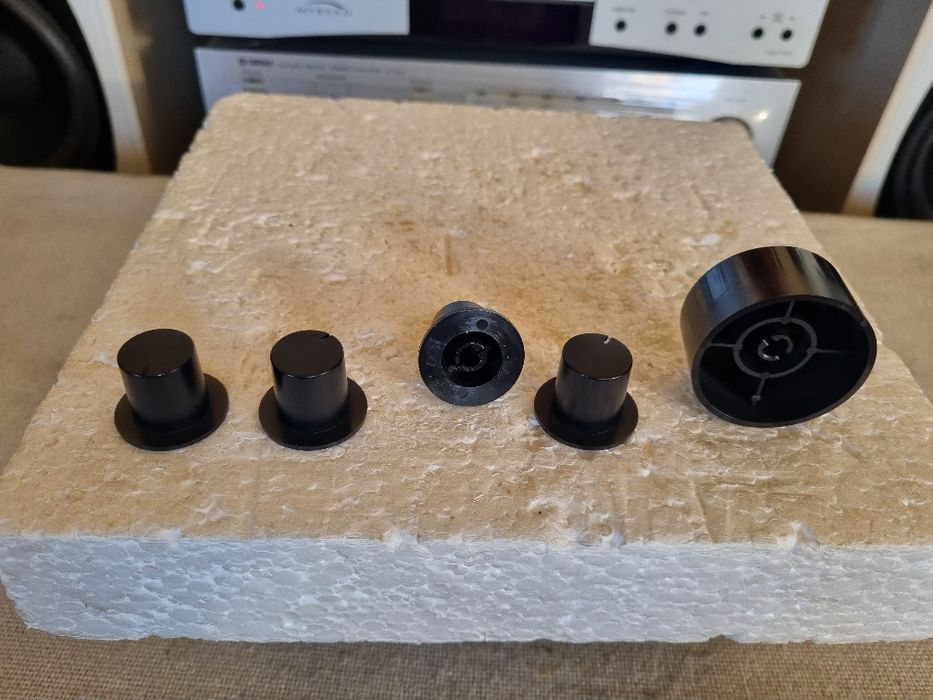 Set Butoane Denon. Impecabile.