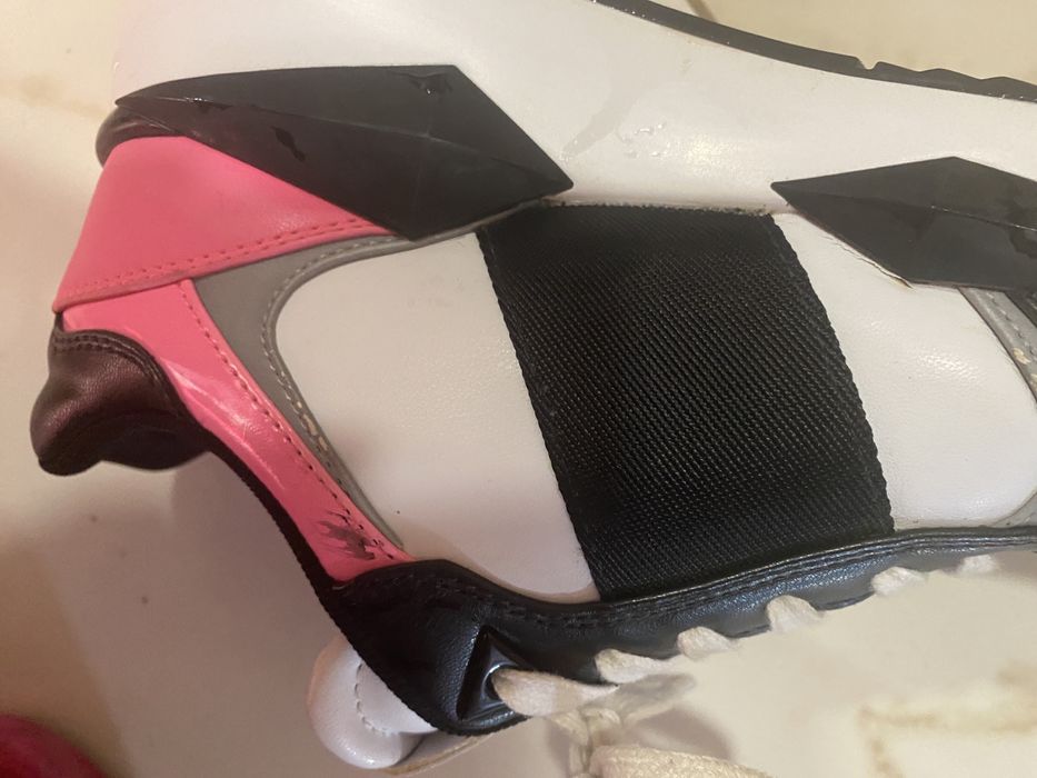 Guess сникърси топ модел