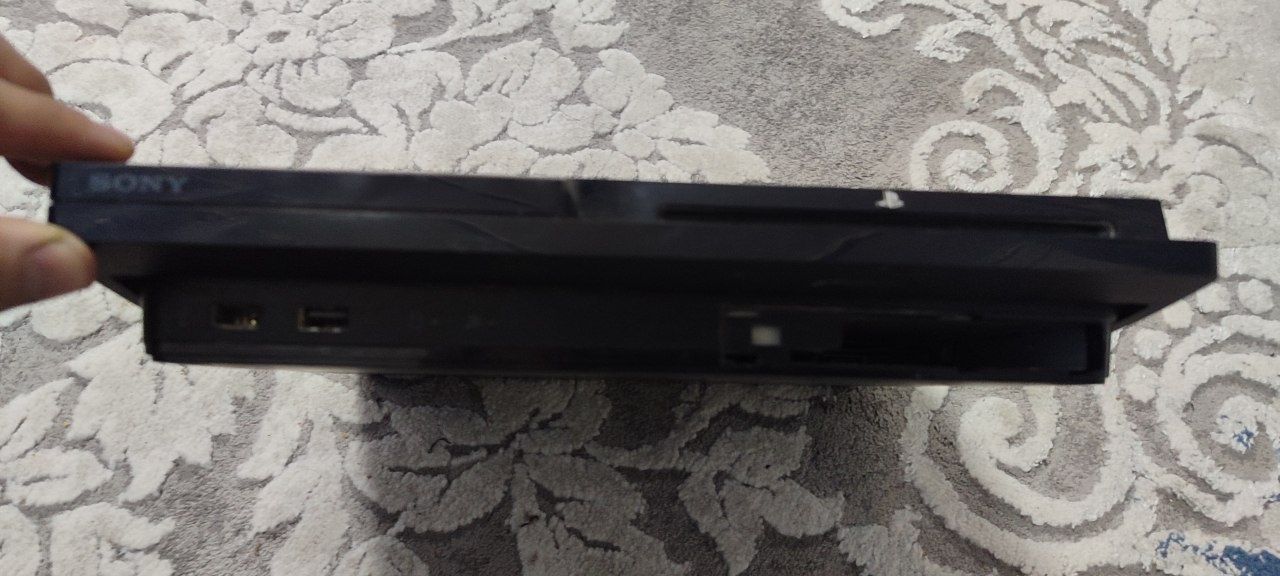 Playstation sotiladi srocni