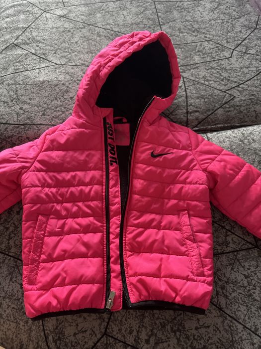 Куртка осенняя на девочку 3-5 лет Nike оригинал