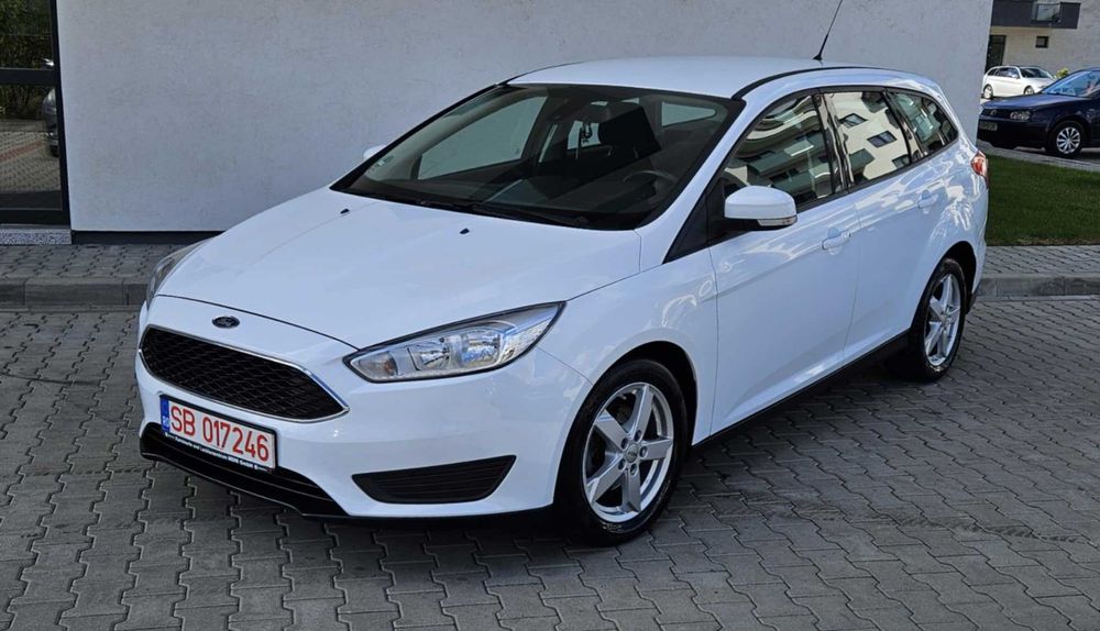 FORD Focus 1.6 TDCi Rate 800 lei