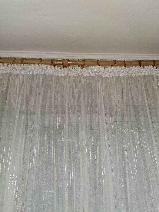 Vând perdea ,model foarte frumos