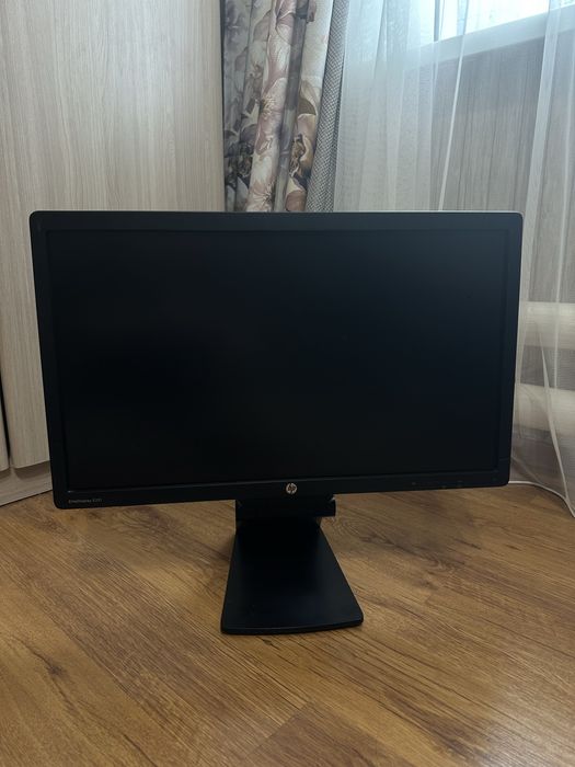 Монитор HP 24" E231