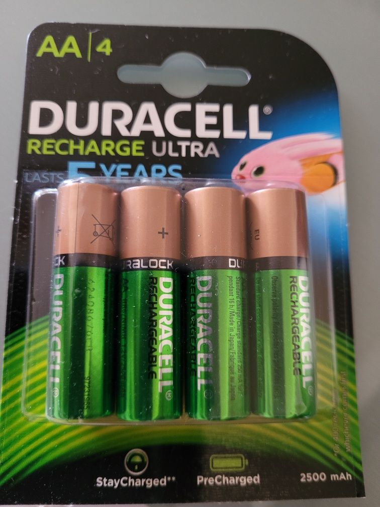 Батерии презареждащи Duracell