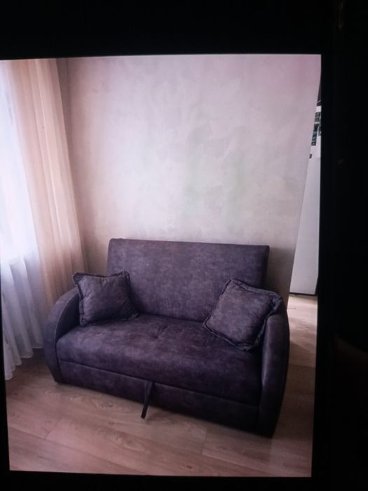 Продам диван в хорошем состоянии