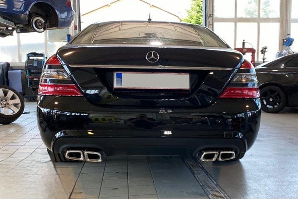 S63AMG S65AMG задна броня с накрайници W221 Facelift