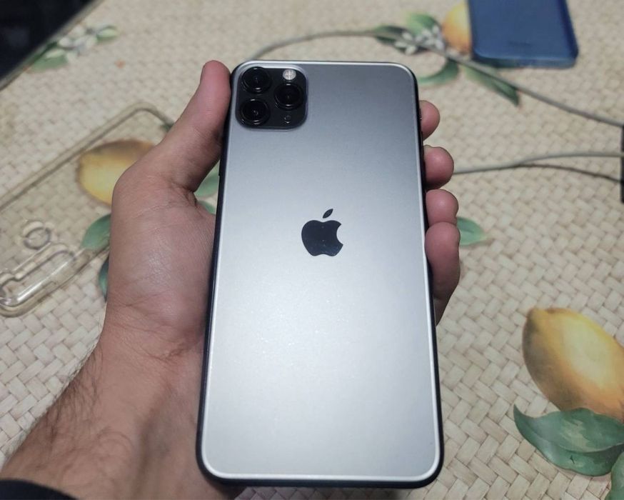 Iphone 11 pro max  256gb 88%
