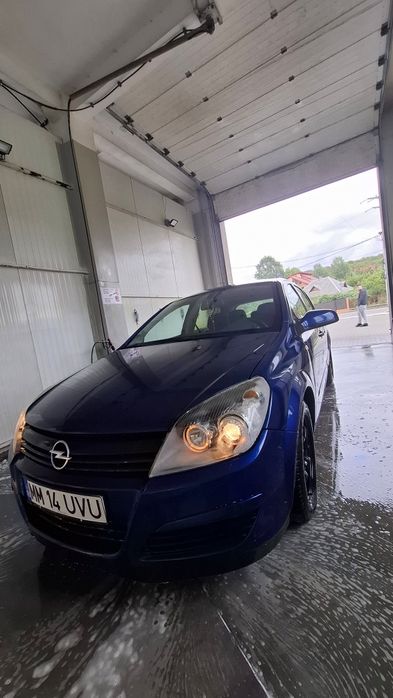 Opel astra H anul 2005