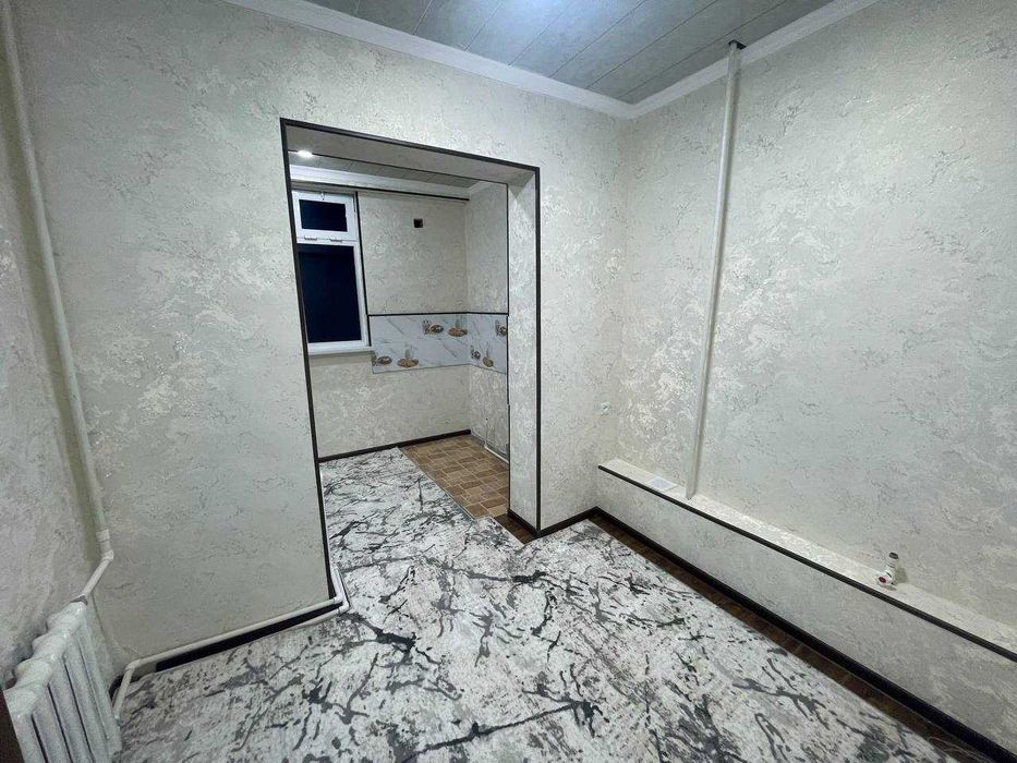 Продаётся 3х комн квартира на 3 этаже Ор-р  6 микрорайон Лавита