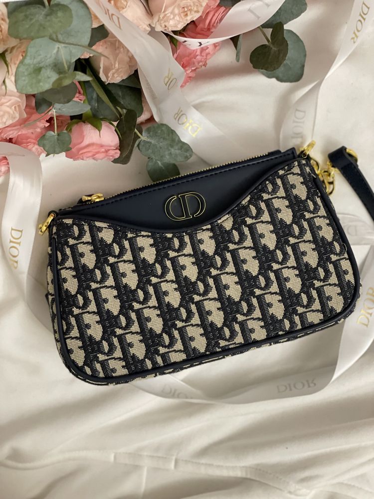 Продам сумку от Christian Dior (новая)