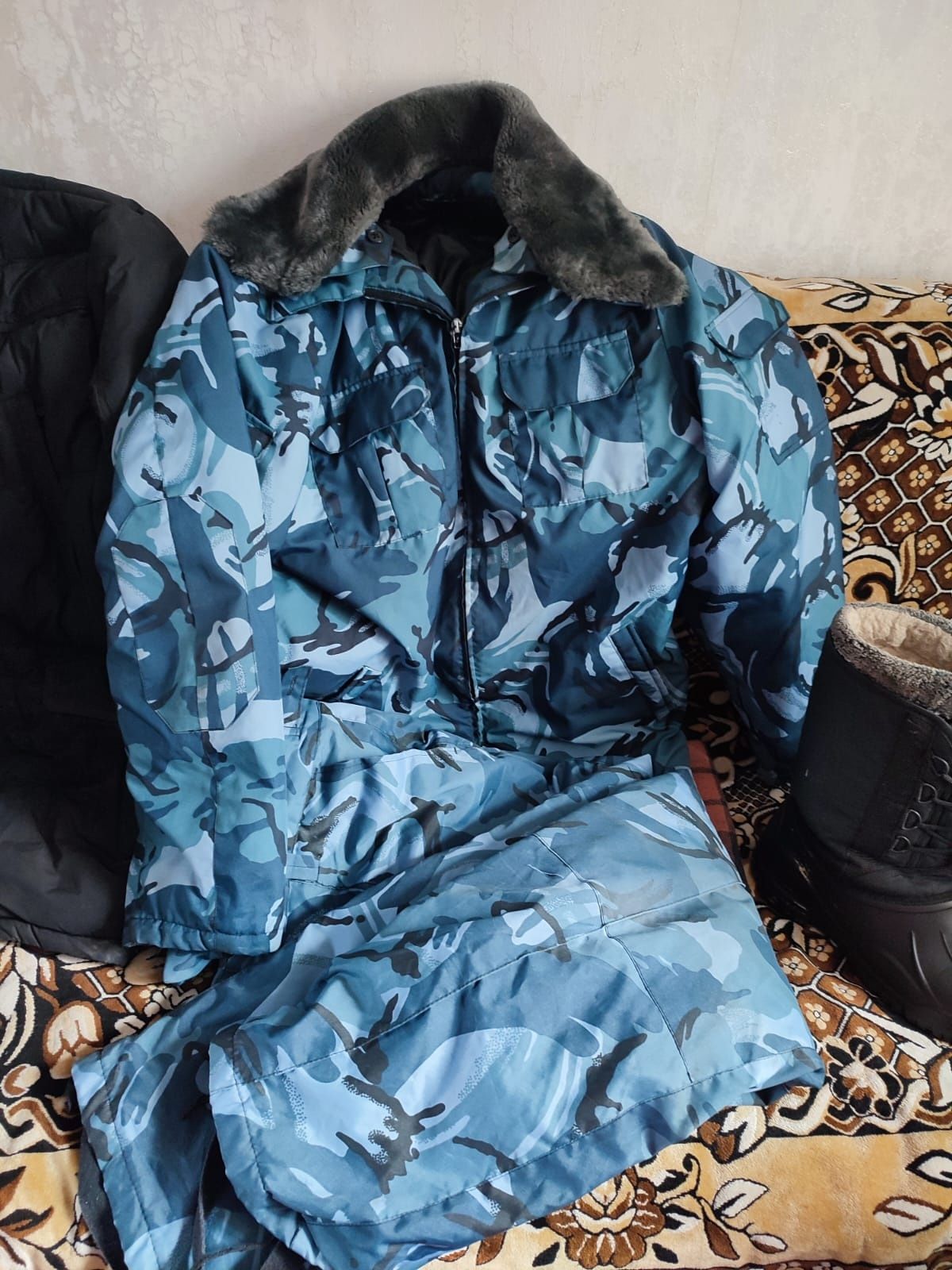 Куртки и сапоги, мужские, зимние