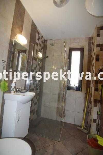 Продава се Двустаен апартамент в Пловдив, Център - 57 кв.м за 2018 €/кв.м - Снимка #6