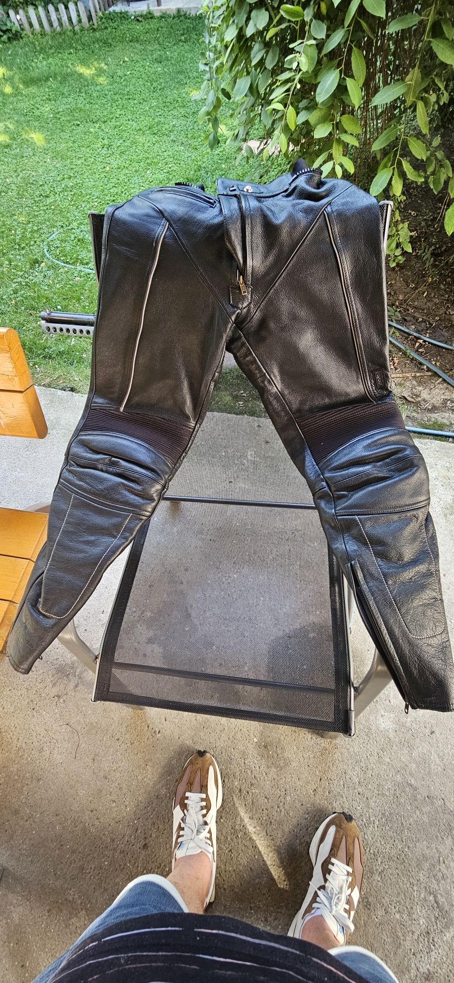 Costum moto de damă din piele 38 S