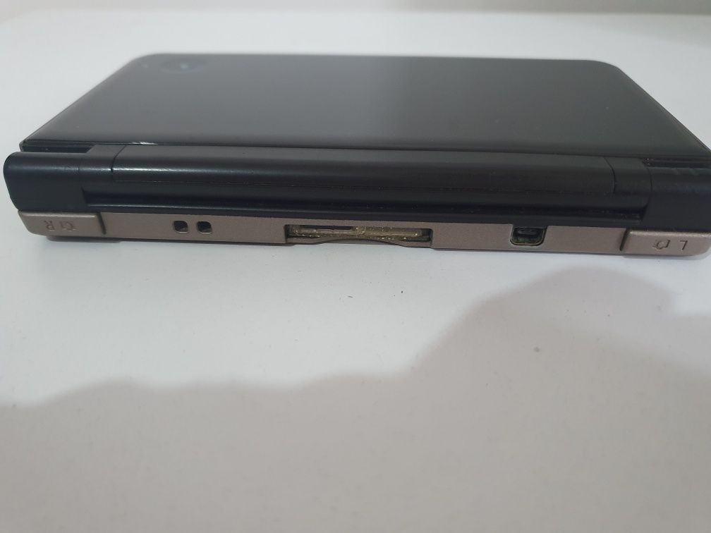 Nintendo Dsi XL Modat