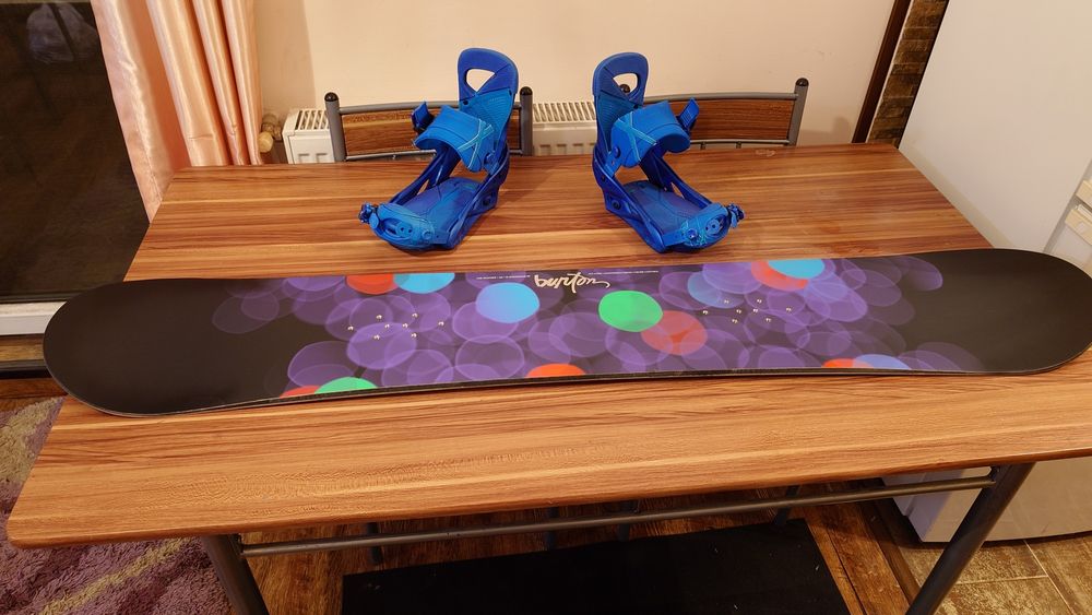 Placa Snowboard Burton Feather 149cm cu legaturi Burton Lexa S/M fete