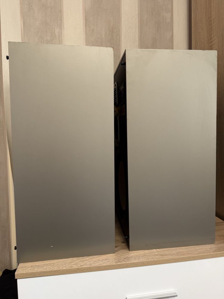 Akai SW-350S Качествени тонколони