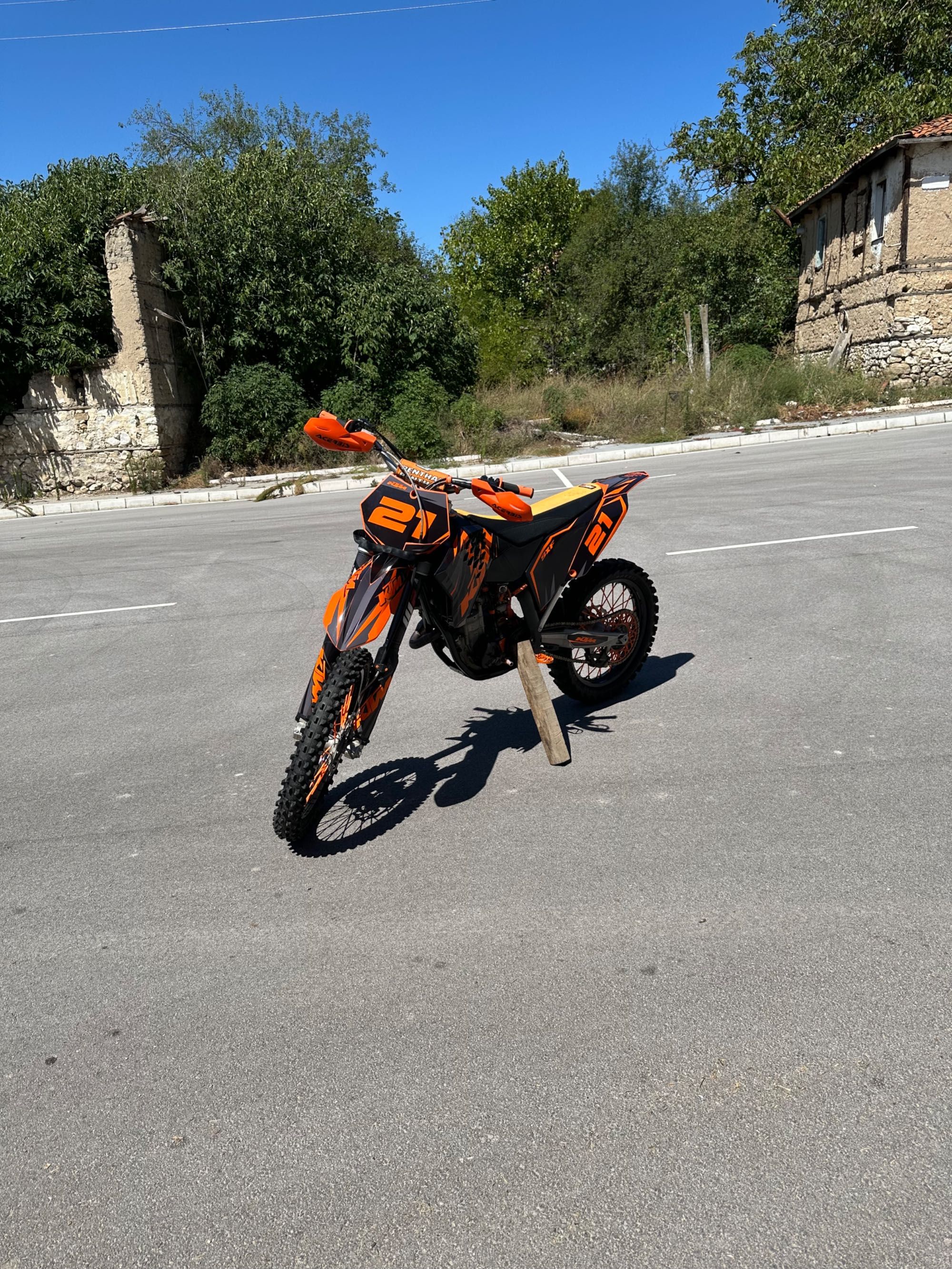 Продавам KTM SX250F