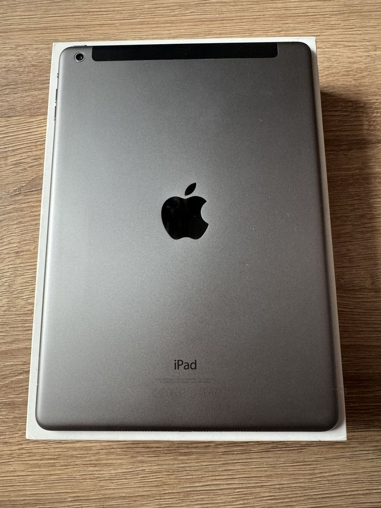 iPad Air - 500 lei