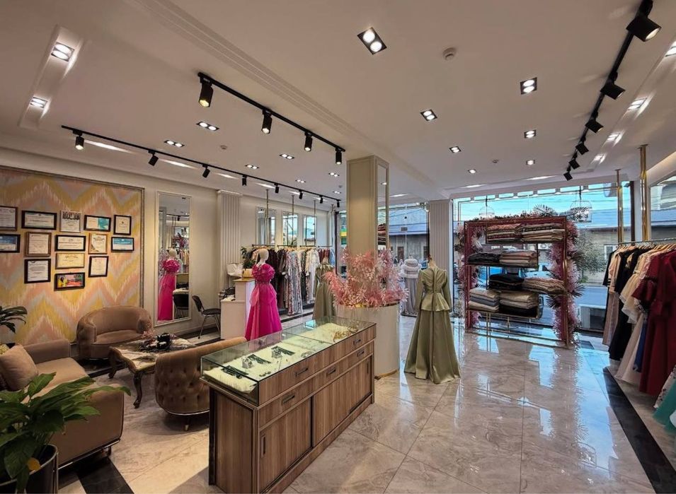 Продаётс Коммерческая Недвижимости 260кв.м 1-Линия ор.Генерал Узоков