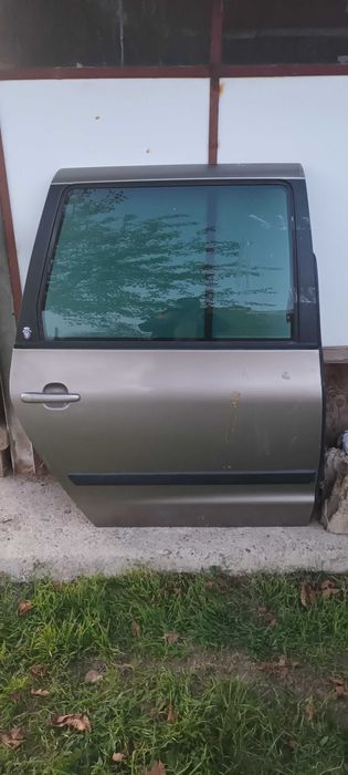 De vănzare portiere pt. față+ spate { Ford Galaxy -Volkswagen Sharan }