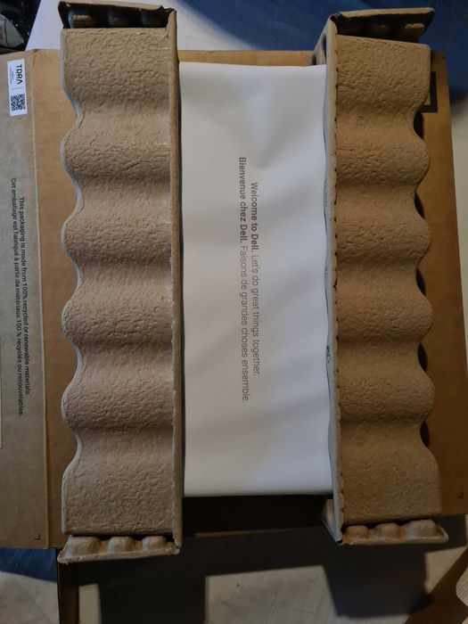 Laptop DELL 14'' Pro 14 PC14250 Procesor Intel® Core™ Ultra 7Pro