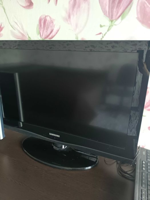 Продам б/у телевизор, компьютер