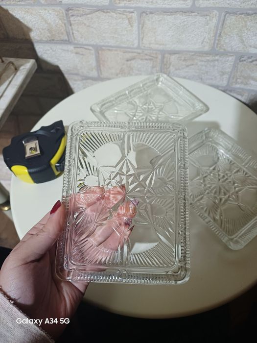 3 броя стари чини плата