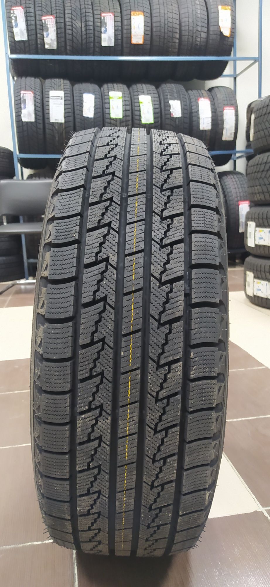 215/65R16 Nexe WG ice