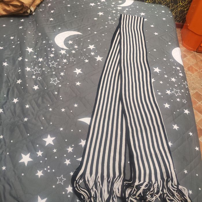 Продам шарф 1000тг