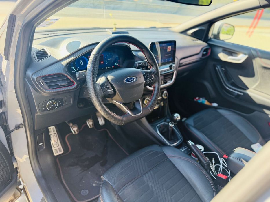 Ford puma 1.0 ecoboost 155cp st line