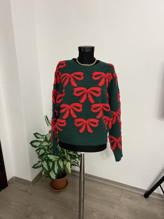 Pulover Debut iarnă verde roșu cu fundițe 3D în relief