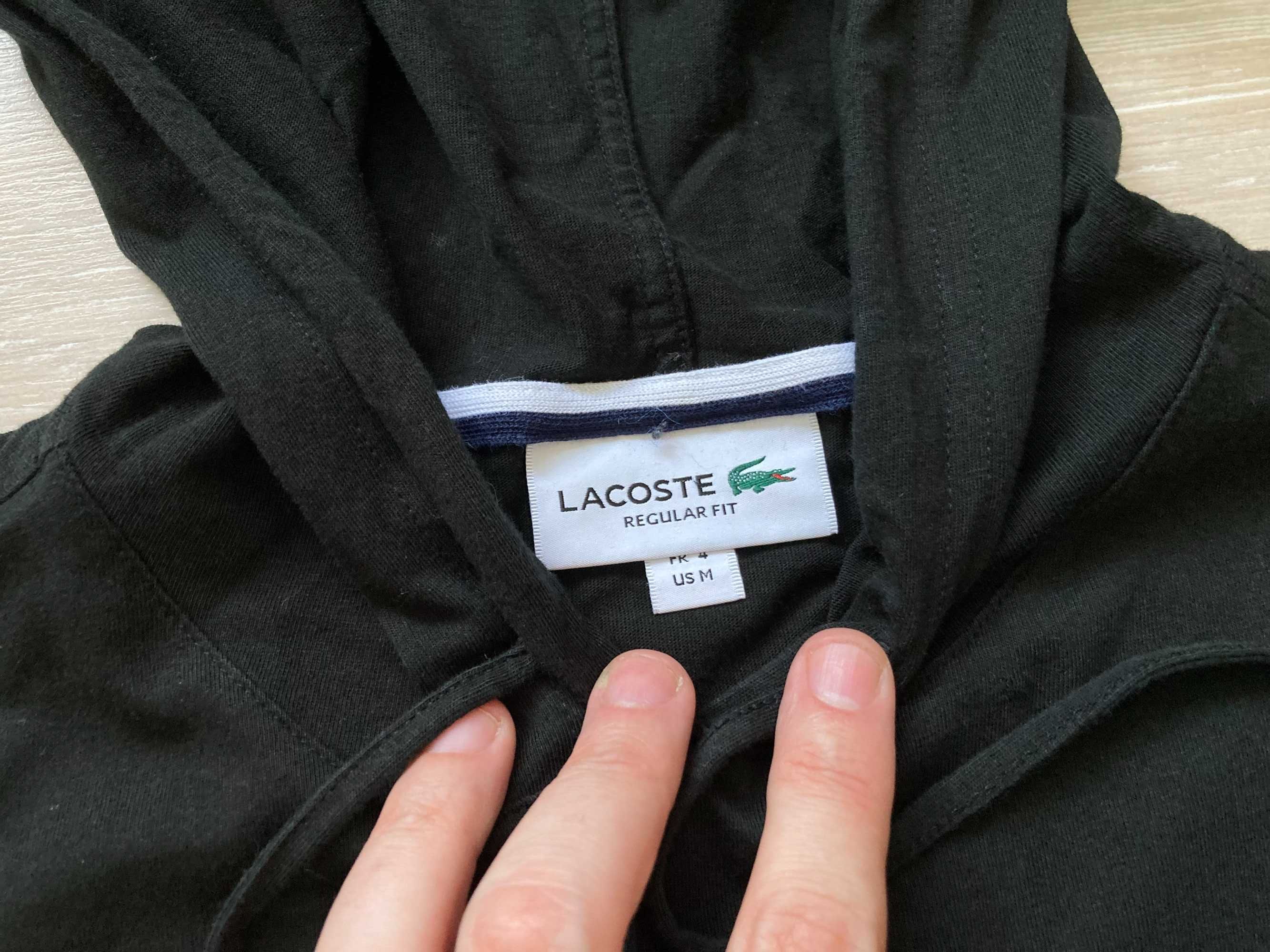 Lacoste тънка черна блуза фланела с качулка суитчър суичър размер М