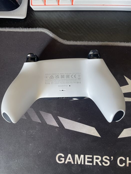 Vând Playstation 5 pret negociabil